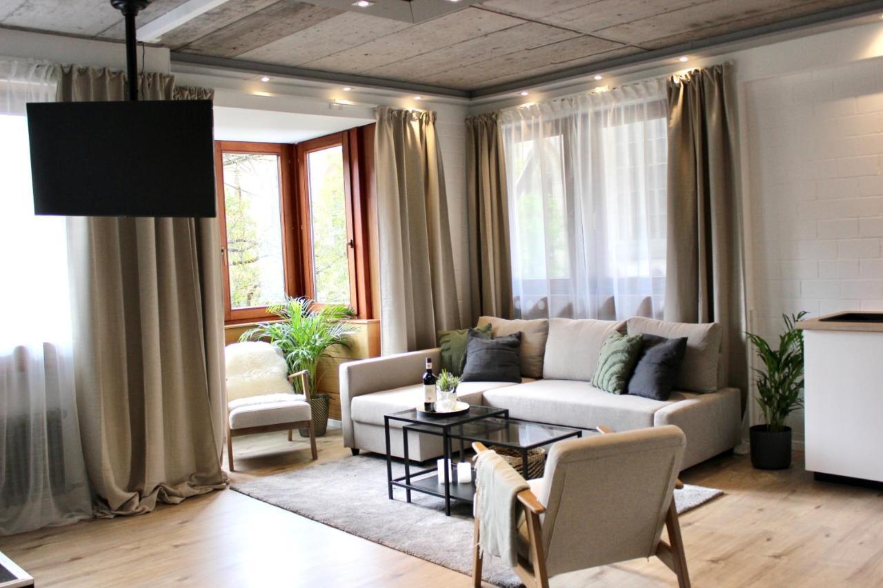 Vier Sind Hier Apartment *